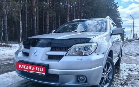 Mitsubishi Outlander III рестайлинг 3, 2006 год, 970 000 рублей, 2 фотография