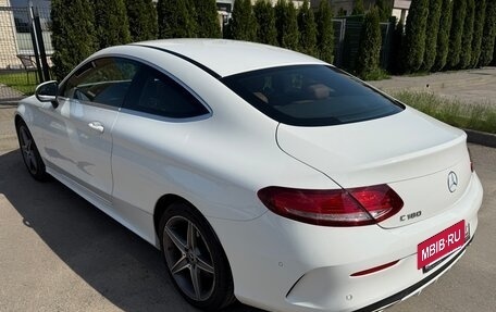 Mercedes-Benz C-Класс, 2017 год, 3 000 000 рублей, 7 фотография