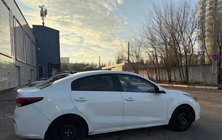 KIA Rio IV, 2017 год, 999 000 рублей, 4 фотография