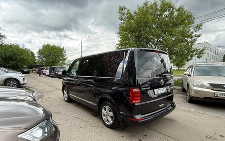 Volkswagen Multivan T6 рестайлинг, 2015 год, 3 200 000 рублей, 6 фотография