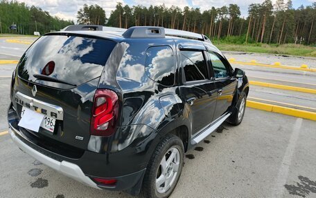 Renault Duster I рестайлинг, 2017 год, 900 000 рублей, 4 фотография