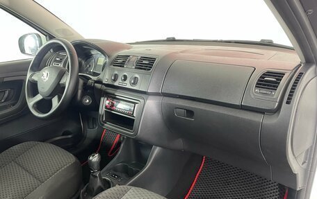 Skoda Fabia II, 2013 год, 647 000 рублей, 9 фотография