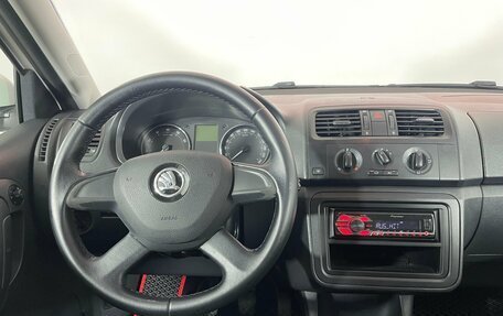 Skoda Fabia II, 2013 год, 647 000 рублей, 12 фотография