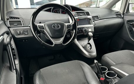 Toyota Verso I, 2013 год, 1 350 000 рублей, 7 фотография