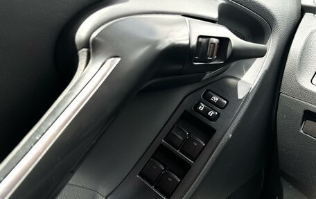 Toyota Verso I, 2013 год, 1 350 000 рублей, 22 фотография