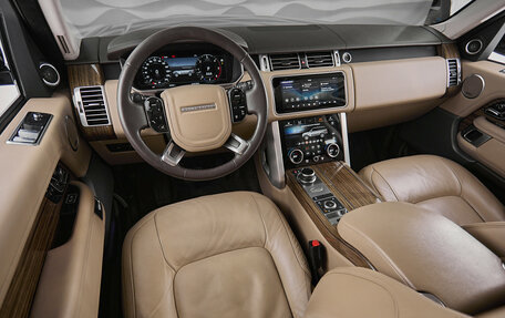 Land Rover Range Rover IV рестайлинг, 2018 год, 5 850 000 рублей, 7 фотография