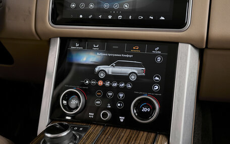 Land Rover Range Rover IV рестайлинг, 2018 год, 5 850 000 рублей, 12 фотография
