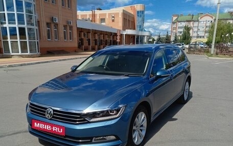 Volkswagen Passat B8 рестайлинг, 2015 год, 1 400 000 рублей, 4 фотография