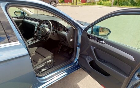 Volkswagen Passat B8 рестайлинг, 2015 год, 1 400 000 рублей, 11 фотография