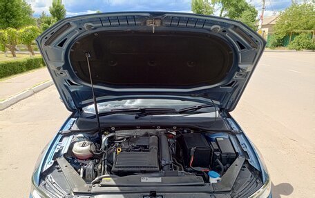 Volkswagen Passat B8 рестайлинг, 2015 год, 1 400 000 рублей, 38 фотография