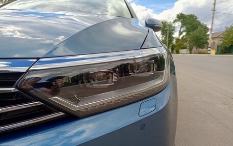 Volkswagen Passat B8 рестайлинг, 2015 год, 1 400 000 рублей, 39 фотография