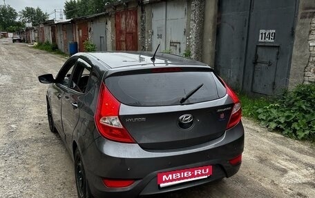 Hyundai Solaris II рестайлинг, 2012 год, 687 000 рублей, 3 фотография