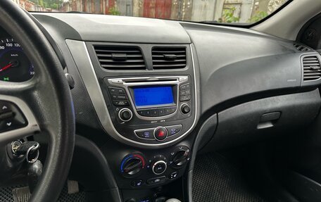 Hyundai Solaris II рестайлинг, 2012 год, 687 000 рублей, 9 фотография
