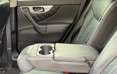 Infiniti FX II, 2008 год, 1 650 000 рублей, 27 фотография