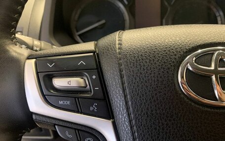 Toyota Land Cruiser Prado 150 рестайлинг 2, 2021 год, 7 400 500 рублей, 21 фотография