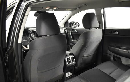 KIA Sportage IV рестайлинг, 2020 год, 2 399 900 рублей, 5 фотография