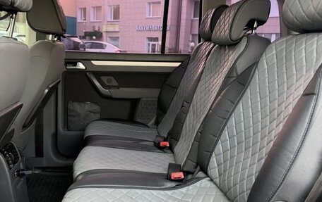 Volkswagen Touran III, 2008 год, 400 000 рублей, 14 фотография