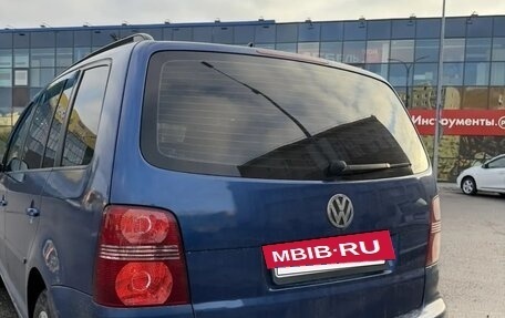 Volkswagen Touran III, 2008 год, 400 000 рублей, 8 фотография