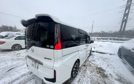 Honda Stepwgn IV, 2016 год, 2 300 000 рублей, 9 фотография