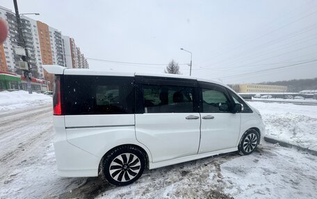 Honda Stepwgn IV, 2016 год, 2 300 000 рублей, 8 фотография
