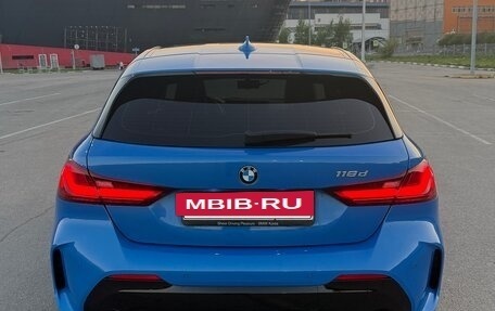 BMW 1 серия, 2020 год, 2 900 000 рублей, 24 фотография