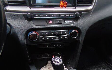 KIA cee'd III, 2018 год, 1 350 000 рублей, 25 фотография