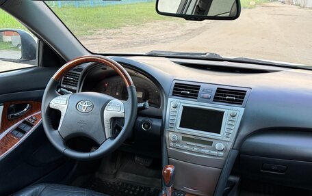 Toyota Camry, 2011 год, 945 000 рублей, 21 фотография