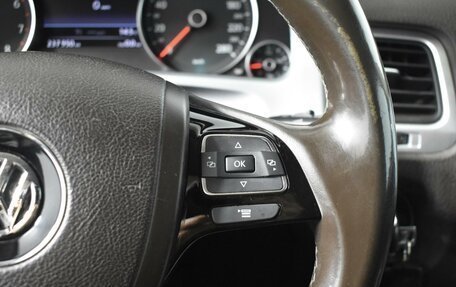 Volkswagen Touareg III, 2012 год, 1 943 100 рублей, 15 фотография