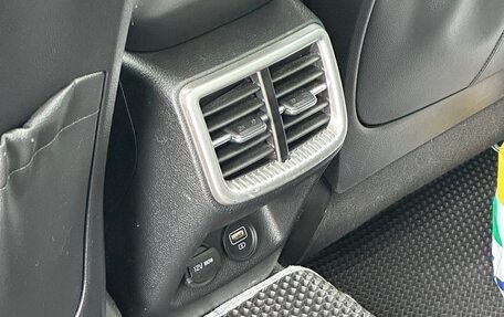 KIA K5, 2019 год, 2 280 000 рублей, 23 фотография