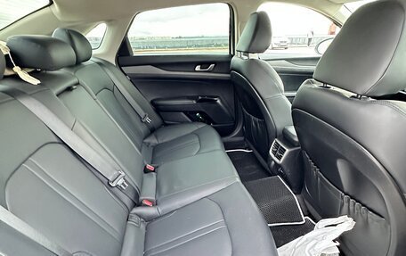 KIA K5, 2019 год, 2 280 000 рублей, 27 фотография