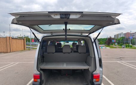Volkswagen Caravelle T4, 2002 год, 1 150 000 рублей, 20 фотография