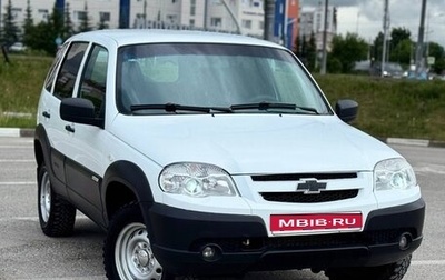 Chevrolet Niva I рестайлинг, 2016 год, 470 000 рублей, 1 фотография