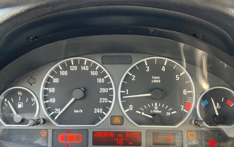 BMW 3 серия, 2003 год, 475 000 рублей, 24 фотография