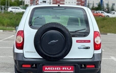Chevrolet Niva I рестайлинг, 2016 год, 470 000 рублей, 11 фотография