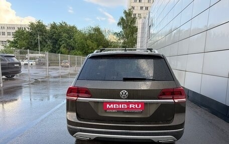 Volkswagen Teramont I, 2018 год, 3 950 000 рублей, 7 фотография