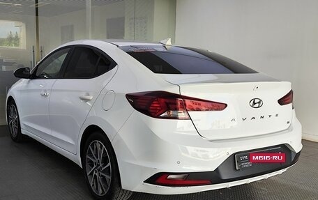 Hyundai Avante, 2019 год, 1 575 000 рублей, 8 фотография
