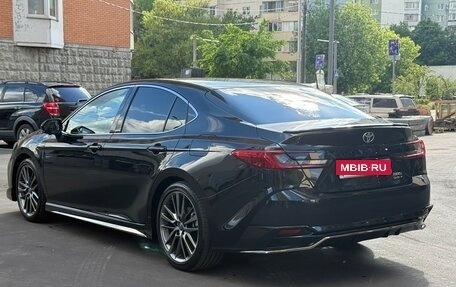 Toyota Camry, 2025 год, 3 970 000 рублей, 4 фотография