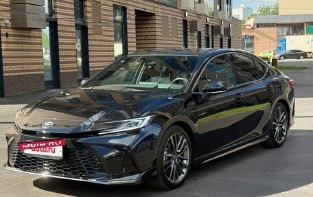 Toyota Camry, 2025 год, 3 970 000 рублей, 2 фотография