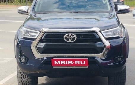 Toyota Hilux VIII, 2021 год, 5 100 000 рублей, 1 фотография
