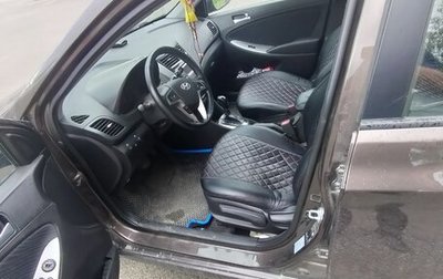 Hyundai Solaris II рестайлинг, 2015 год, 1 000 000 рублей, 1 фотография