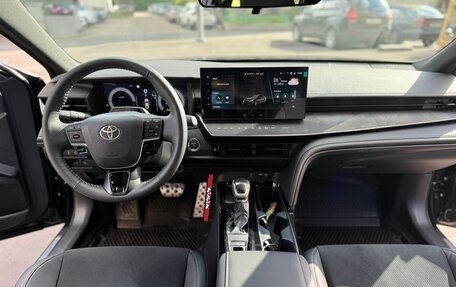 Toyota Camry, 2025 год, 3 970 000 рублей, 12 фотография