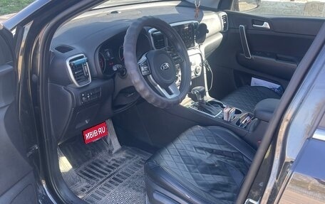 KIA Sportage IV рестайлинг, 2021 год, 2 300 000 рублей, 4 фотография