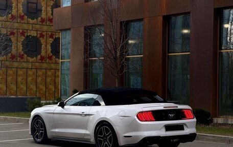 Ford Mustang VI рестайлинг, 2020 год, 3 066 200 рублей, 2 фотография