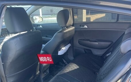 KIA Sportage IV рестайлинг, 2021 год, 2 300 000 рублей, 5 фотография