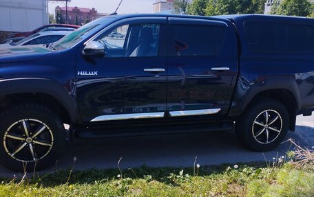 Toyota Hilux VIII, 2021 год, 5 100 000 рублей, 3 фотография