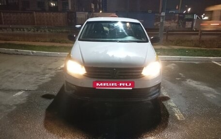 Volkswagen Polo VI (EU Market), 2018 год, 500 000 рублей, 3 фотография