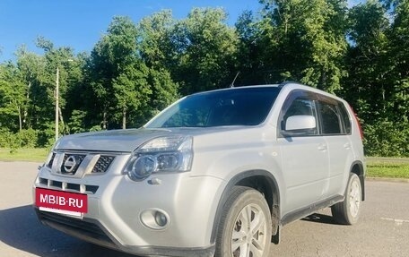 Nissan X-Trail, 2014 год, 990 000 рублей, 2 фотография