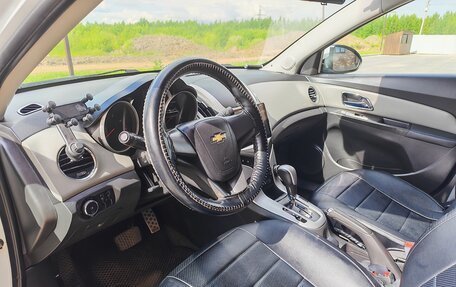 Chevrolet Cruze II, 2013 год, 750 000 рублей, 17 фотография