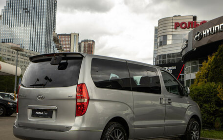 Hyundai Grand Starex Grand Starex I рестайлинг 2, 2014 год, 1 918 000 рублей, 4 фотография