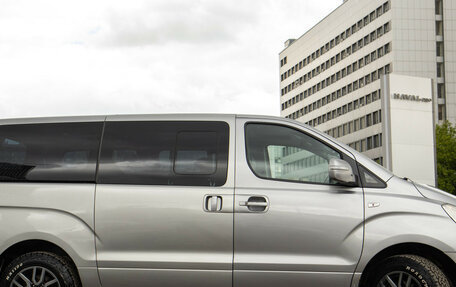 Hyundai Grand Starex Grand Starex I рестайлинг 2, 2014 год, 1 918 000 рублей, 23 фотография